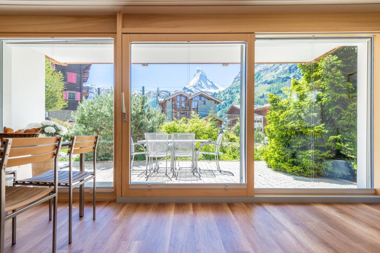 Haus Alpine Lägenhet Zermatt Exteriör bild