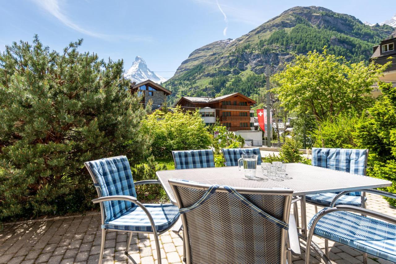 Haus Alpine Lägenhet Zermatt Exteriör bild